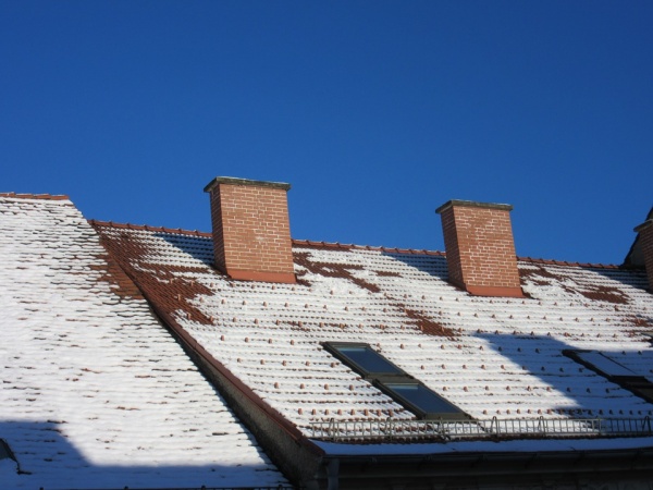 Red Bank Roof Repair – Beat the Winter Blues!