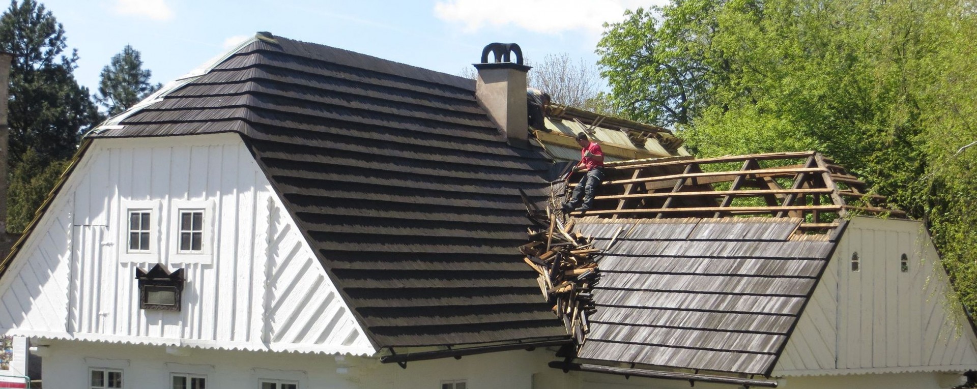 Roofer Clifton